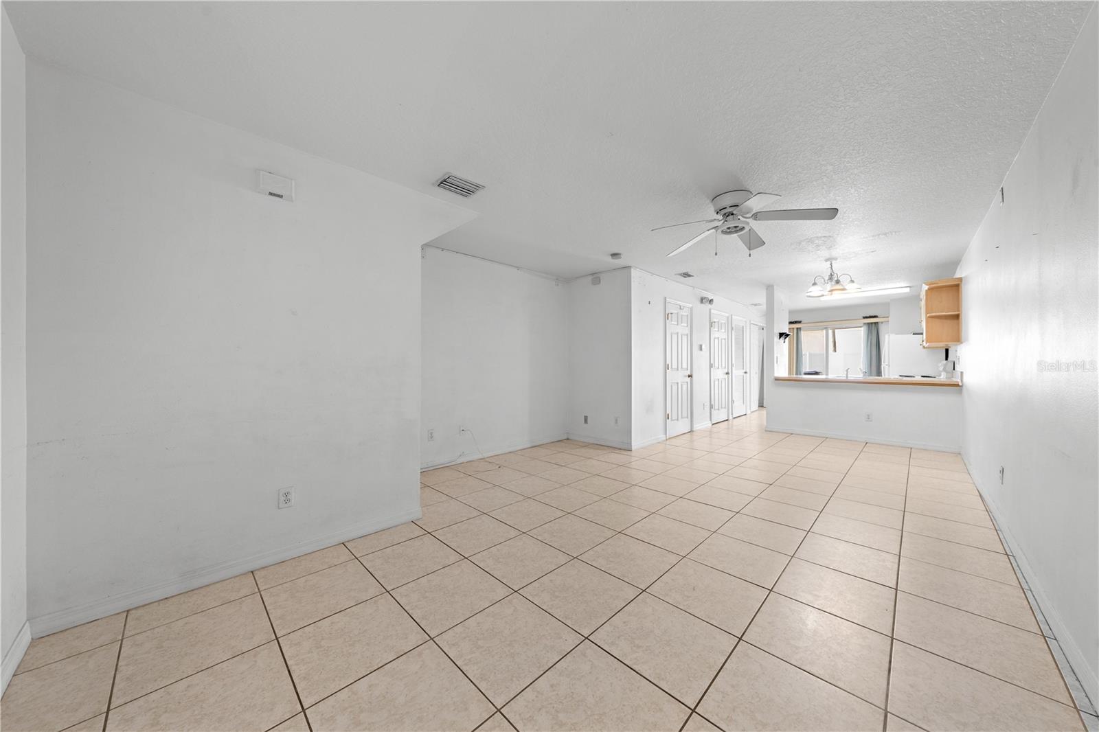 3078 Shingle Creek Ct Property Photo 6