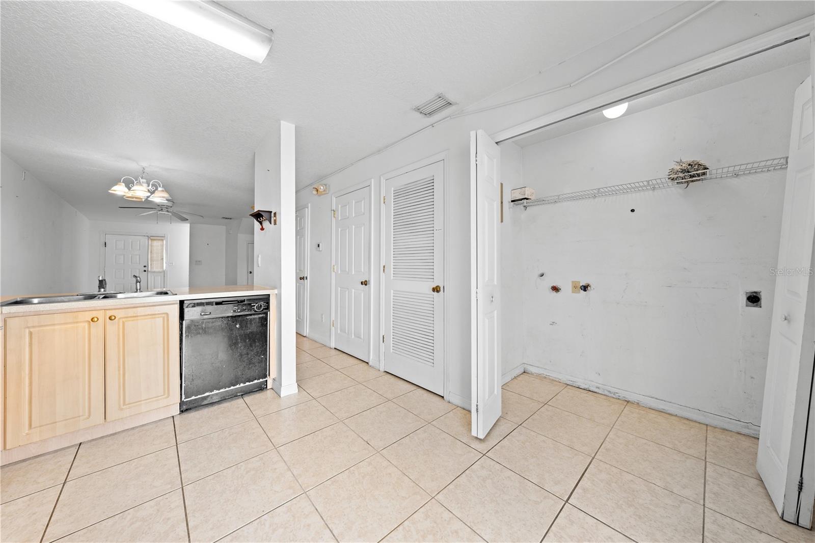 3078 Shingle Creek Ct Property Photo 16