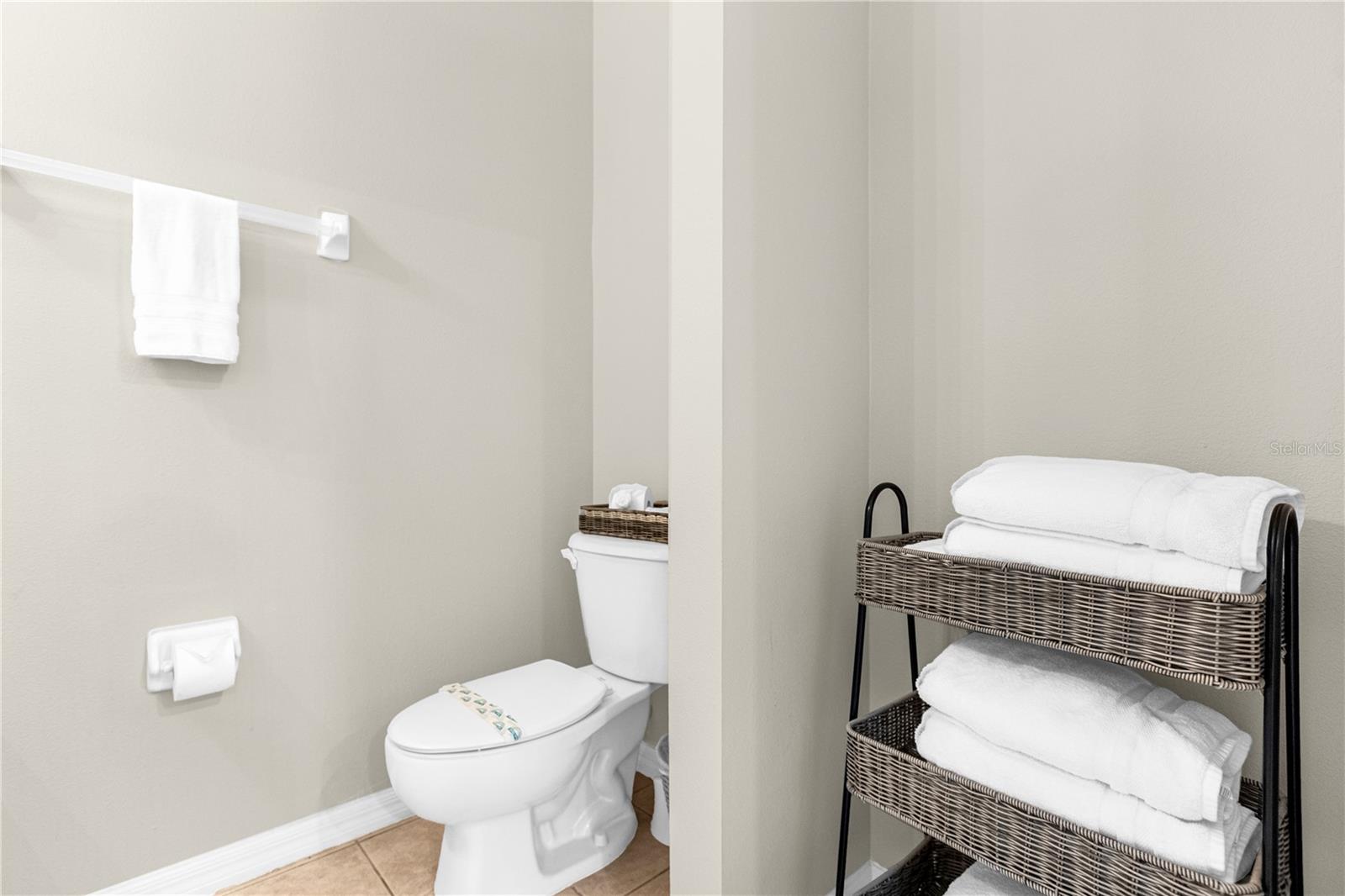 8558 Crystal Cove Loop Property Photo 31