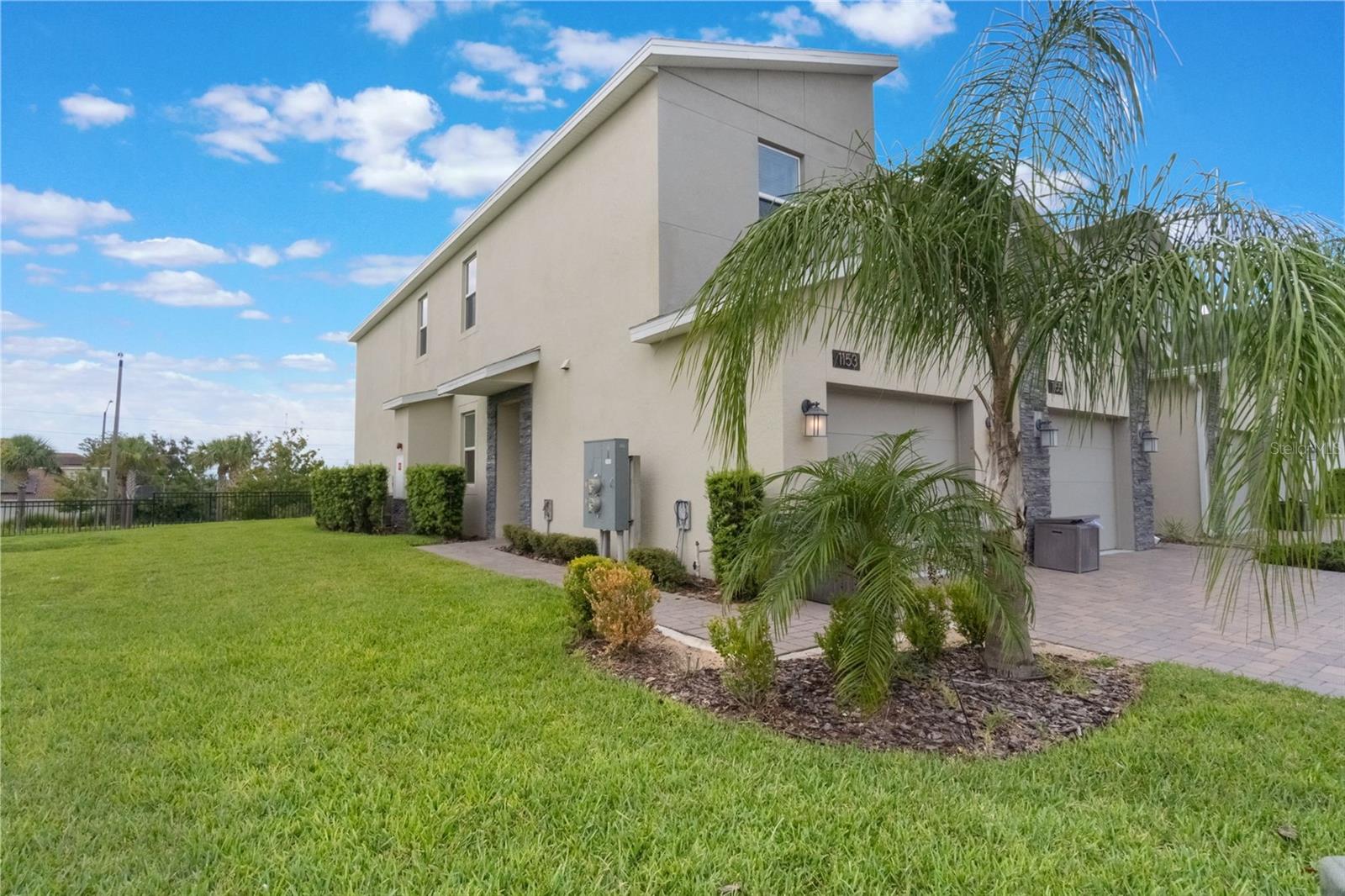 1153 Drop Ln Property Photo 3