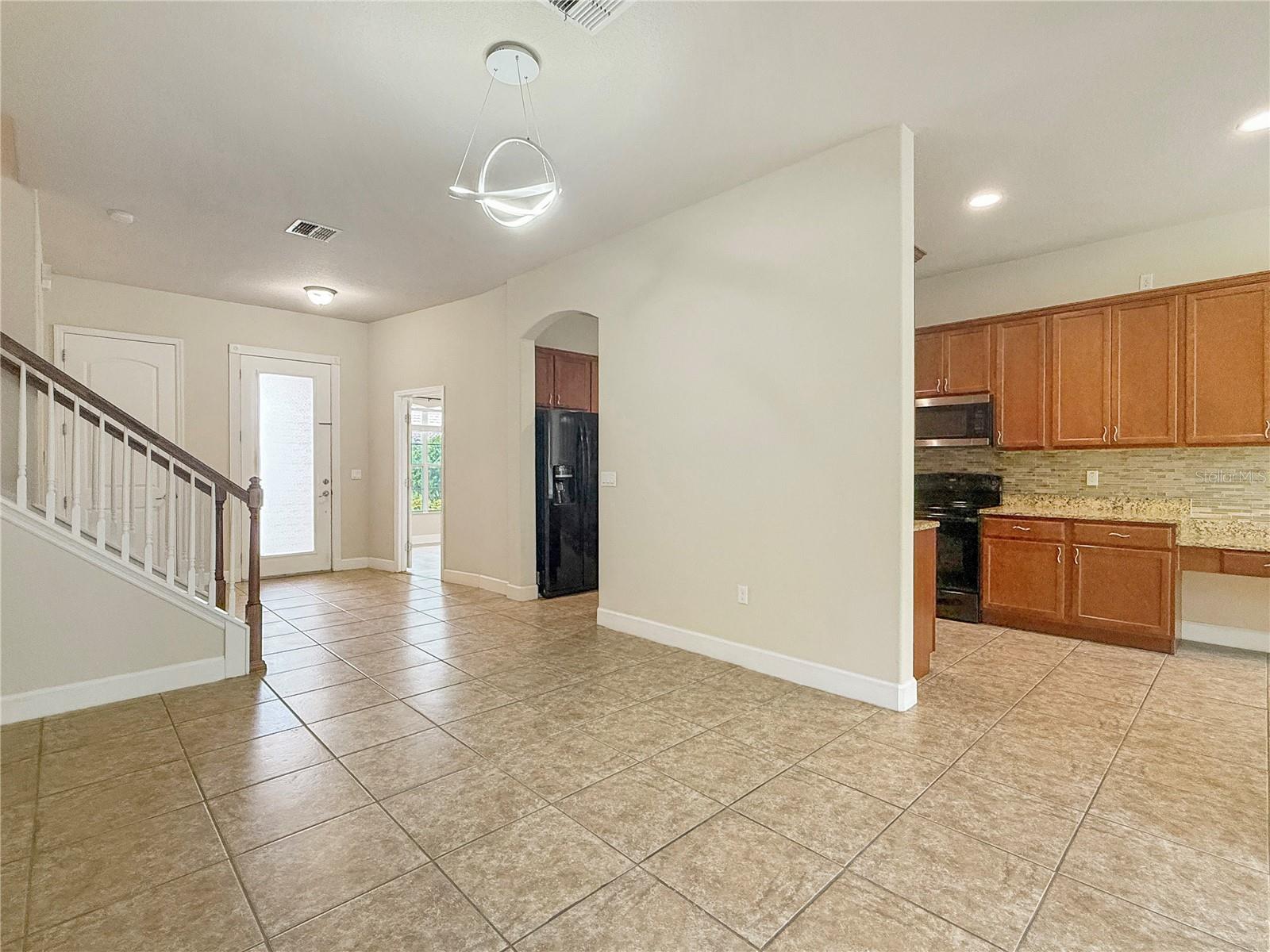 2864 Eastham Ln Property Photo 9