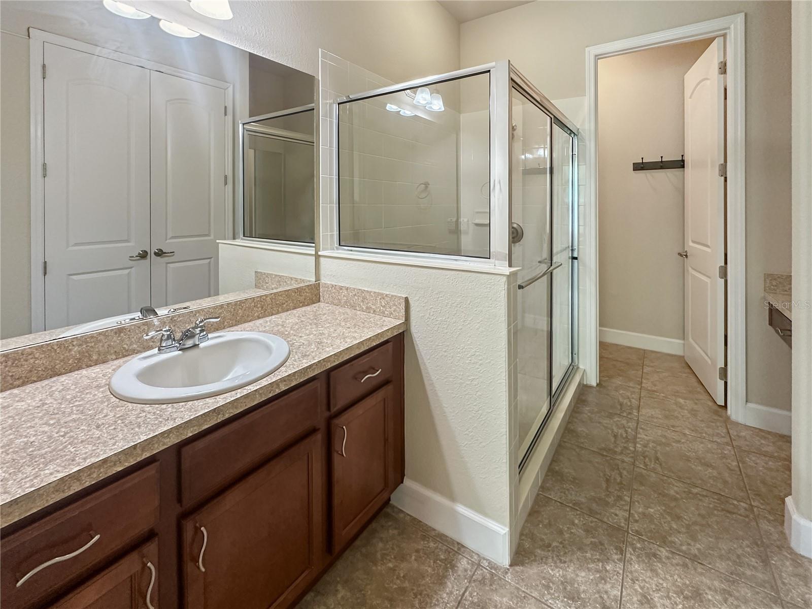 2864 Eastham Ln Property Photo 20