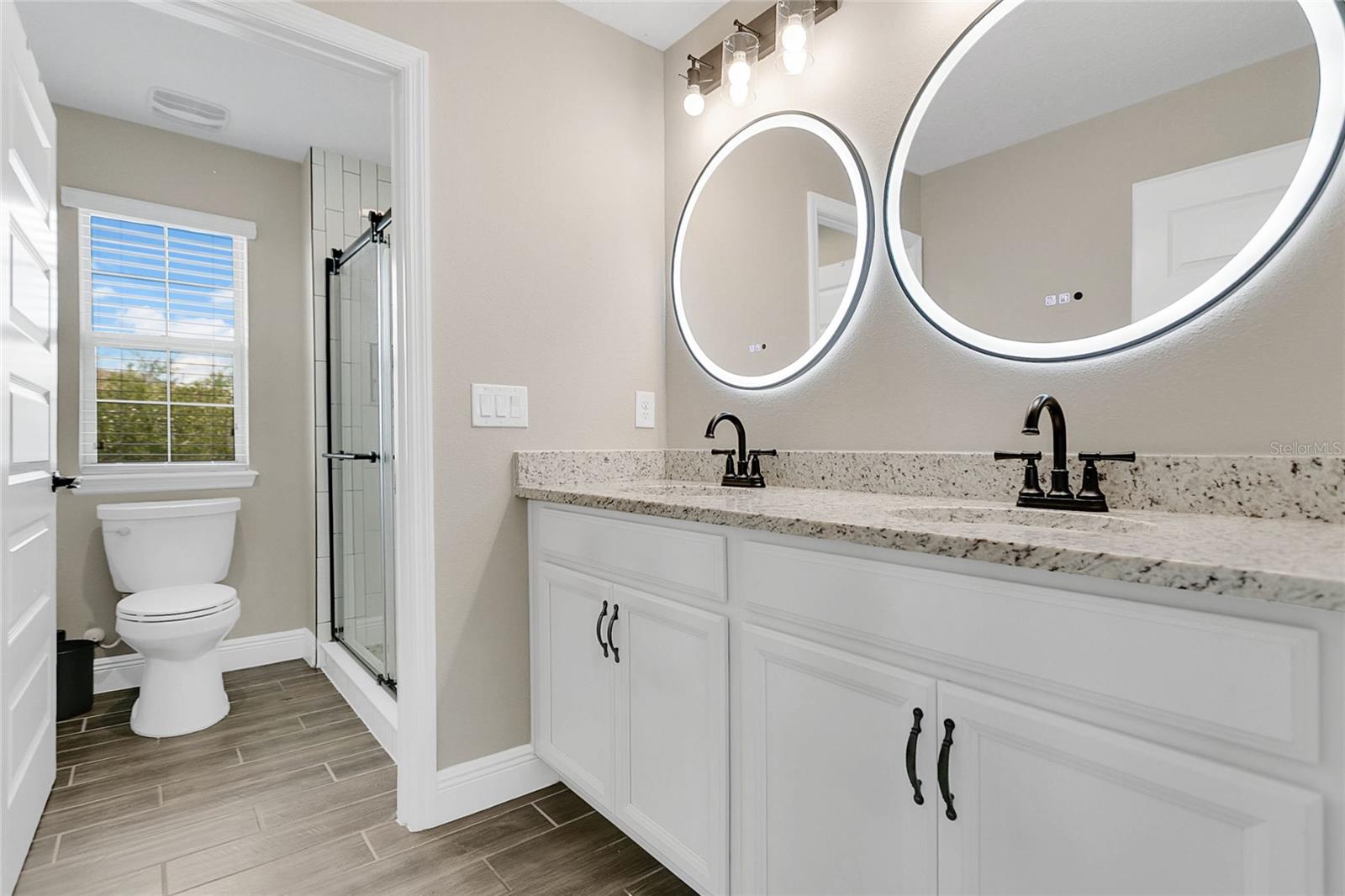 10007 Little Alcove Loop Property Photo 18