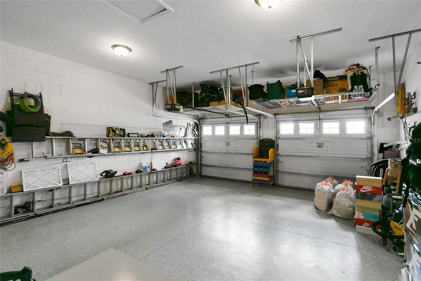 10007 Little Alcove Loop Property Photo 27