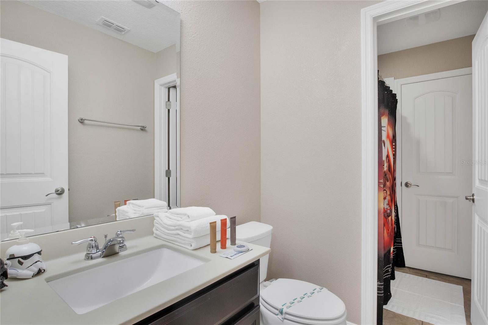 4103 Oaktree Dr Property Photo 28