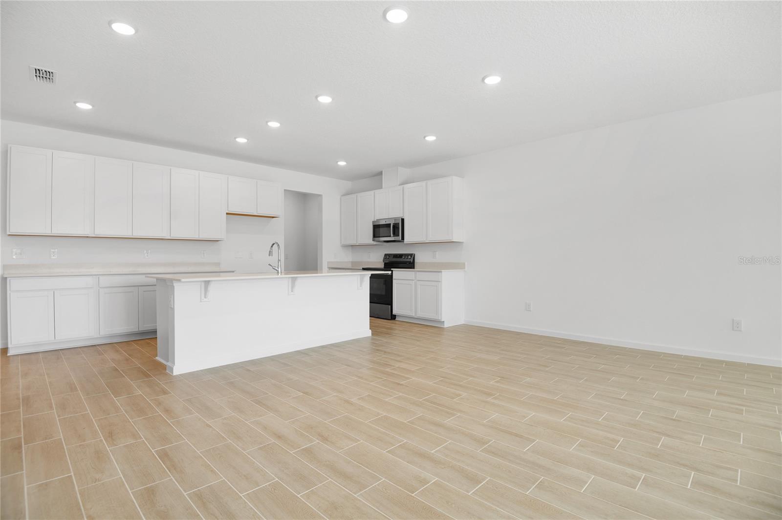 332 Alexandrite St Property Photo 11