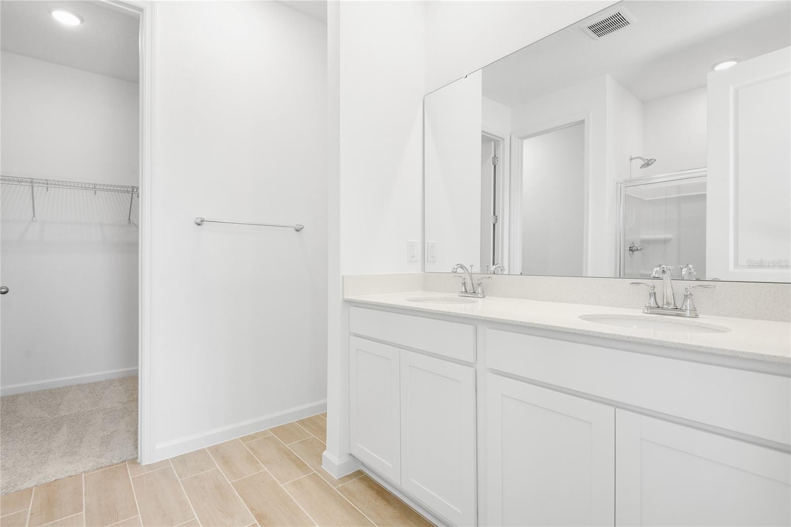 332 Alexandrite St Property Photo 13