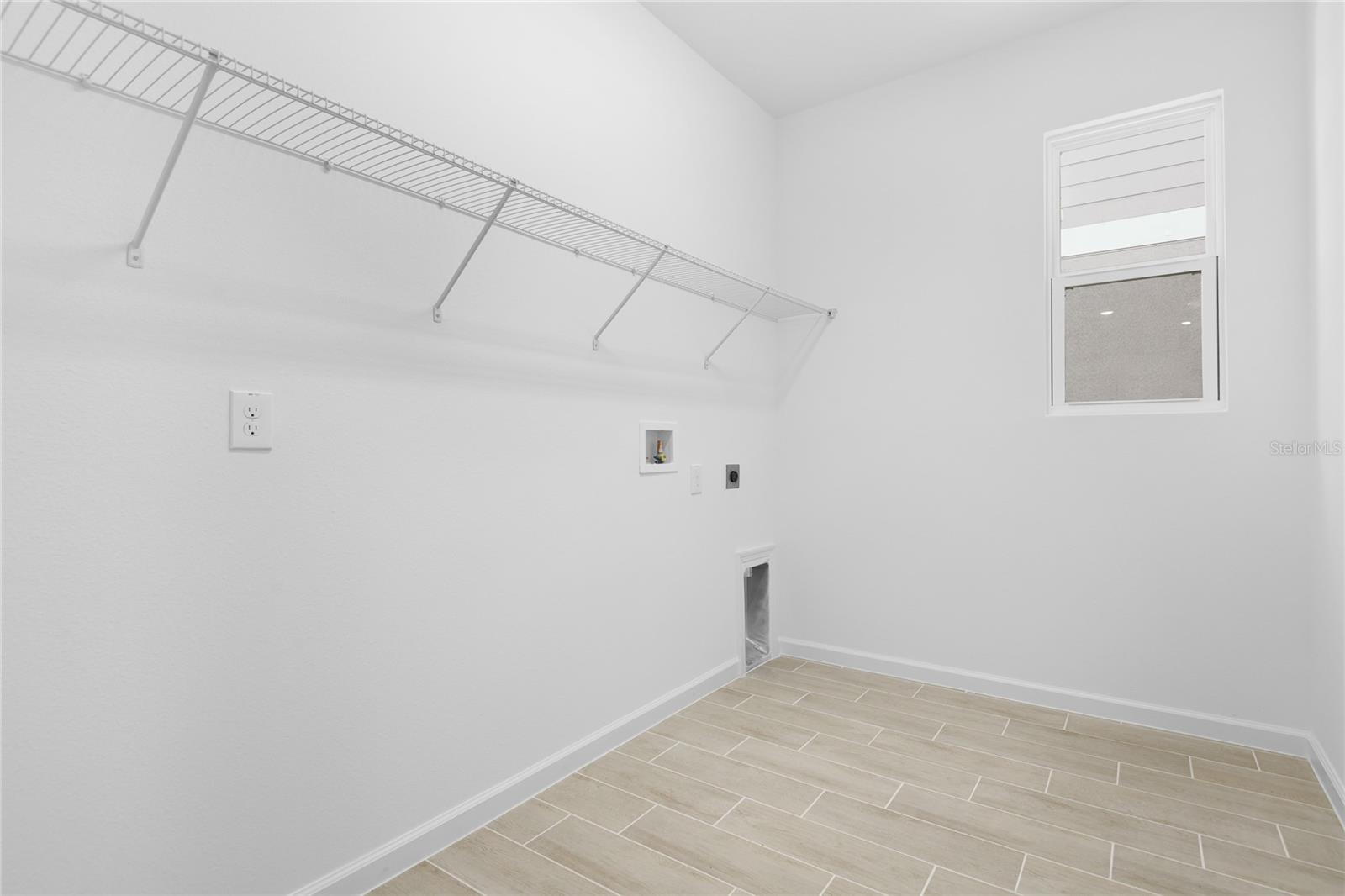 332 Alexandrite St Property Photo 15