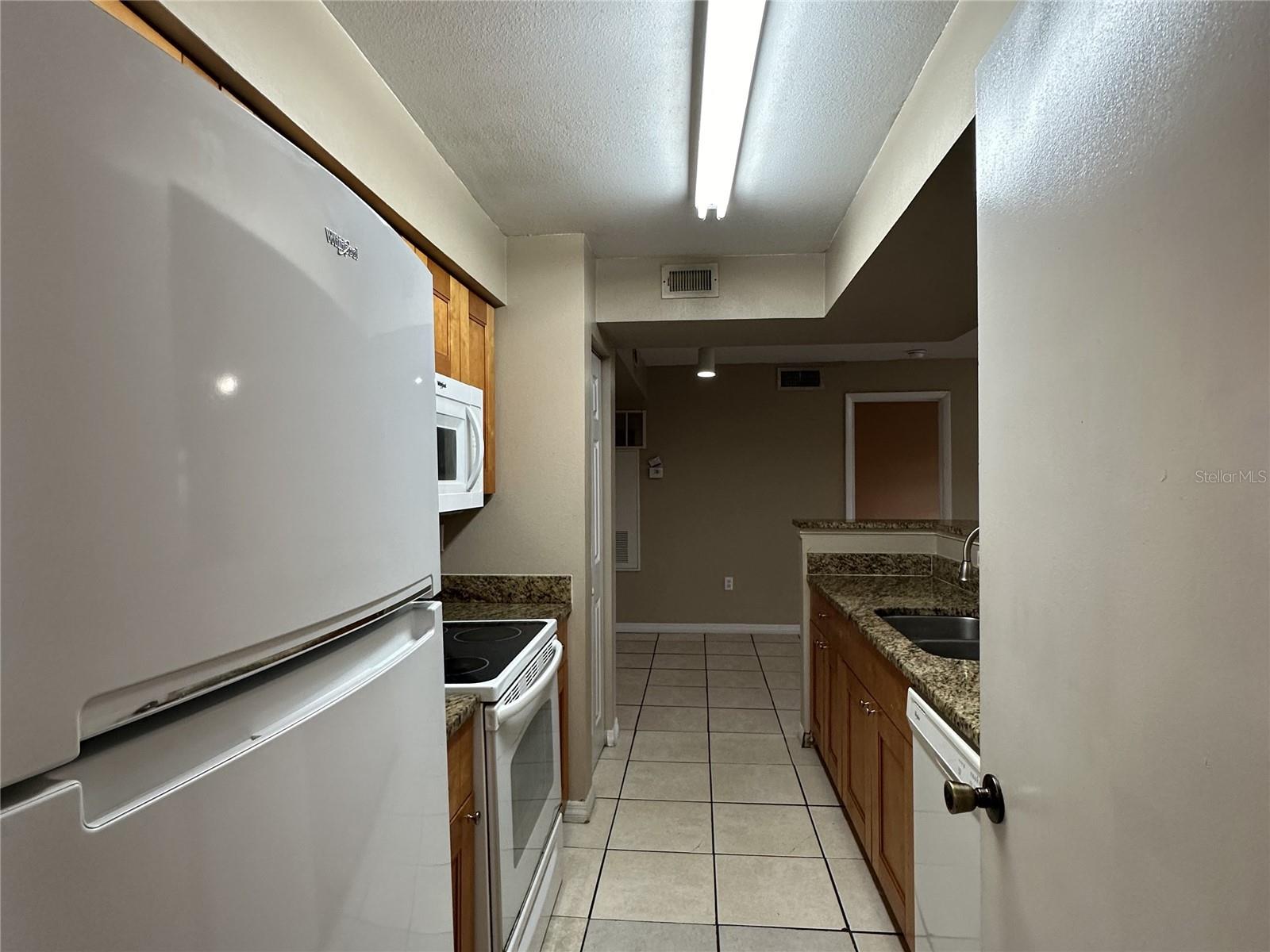 3028 Parkway Blvd #210 Property Photo 18