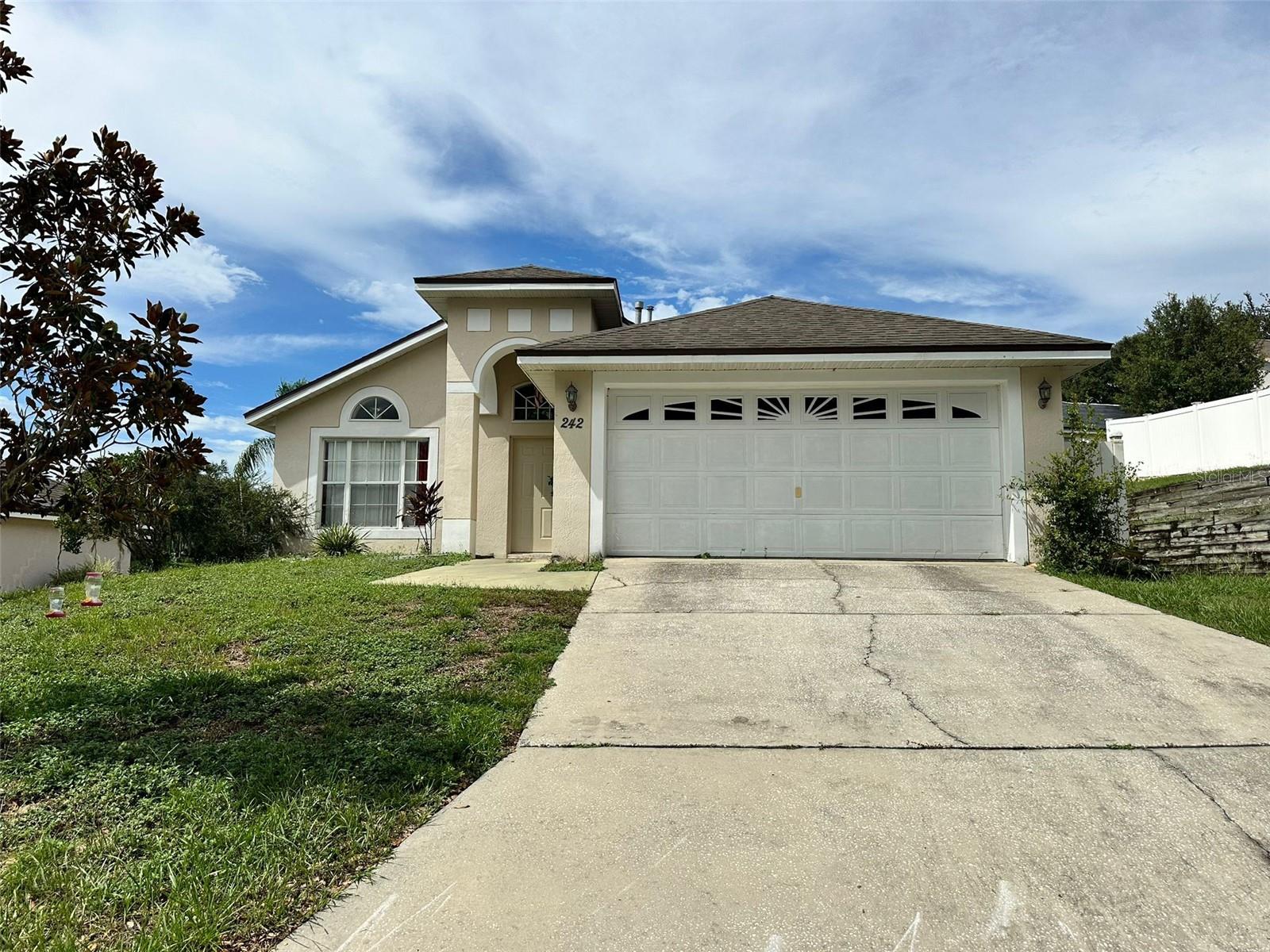 242 Durango Loop St Property Photo 1