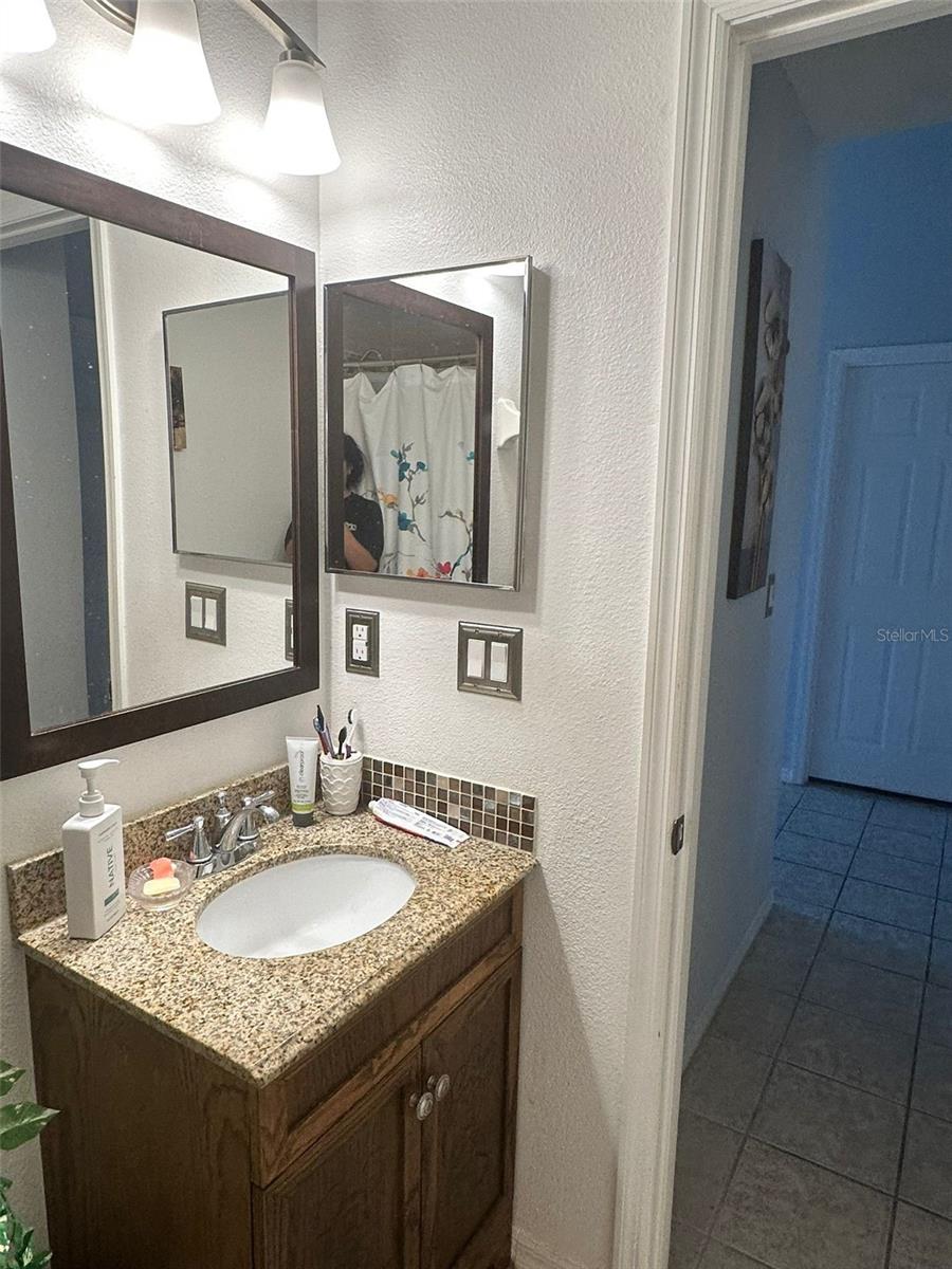 242 Durango Loop St Property Photo 9