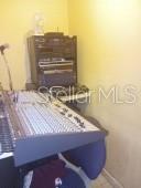 2006 Smith St Property Photo 7