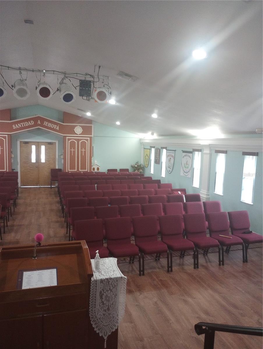 2006 Smith St Property Photo 15