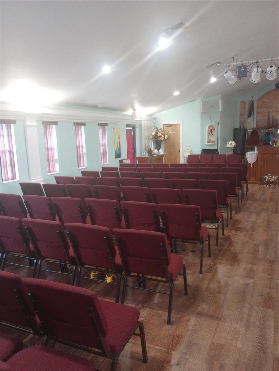 2006 Smith St Property Photo 20