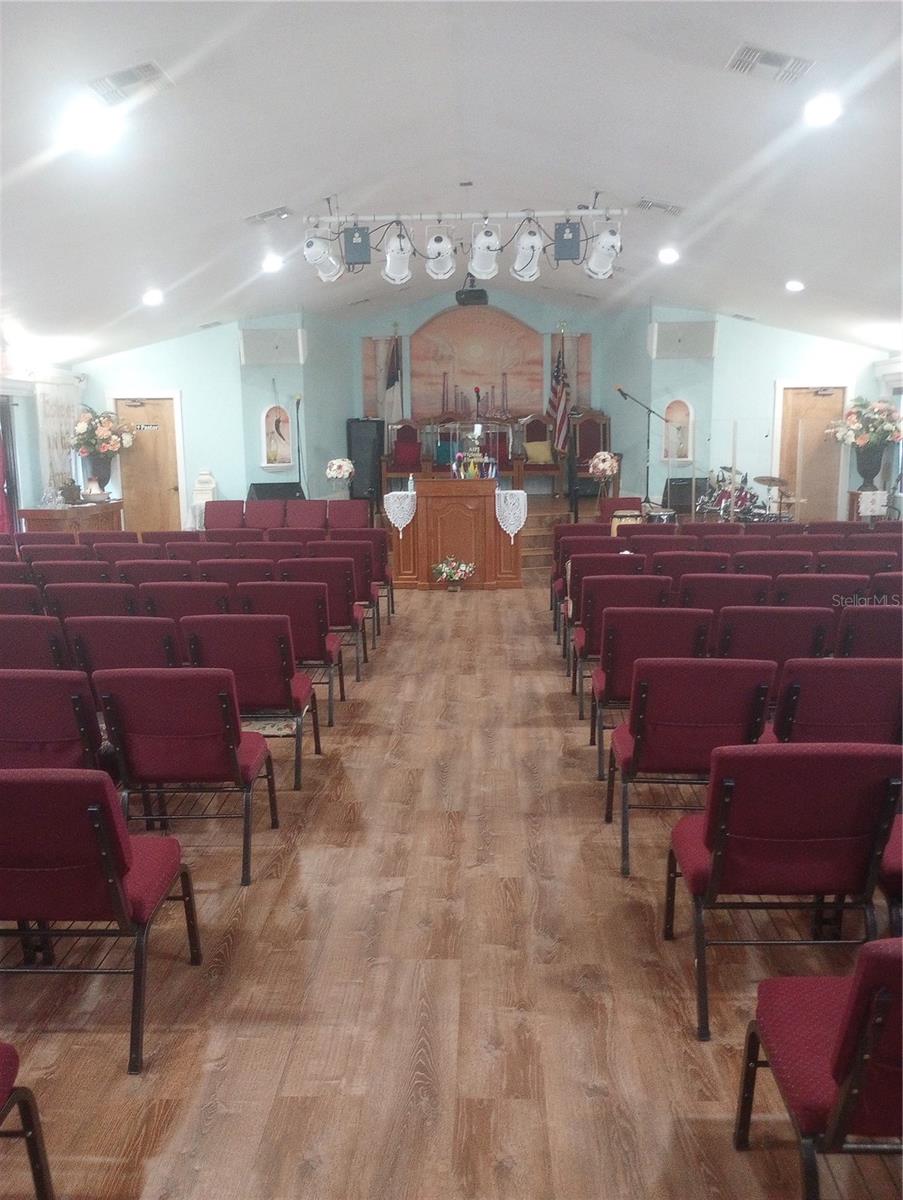 2006 Smith St Property Photo 21