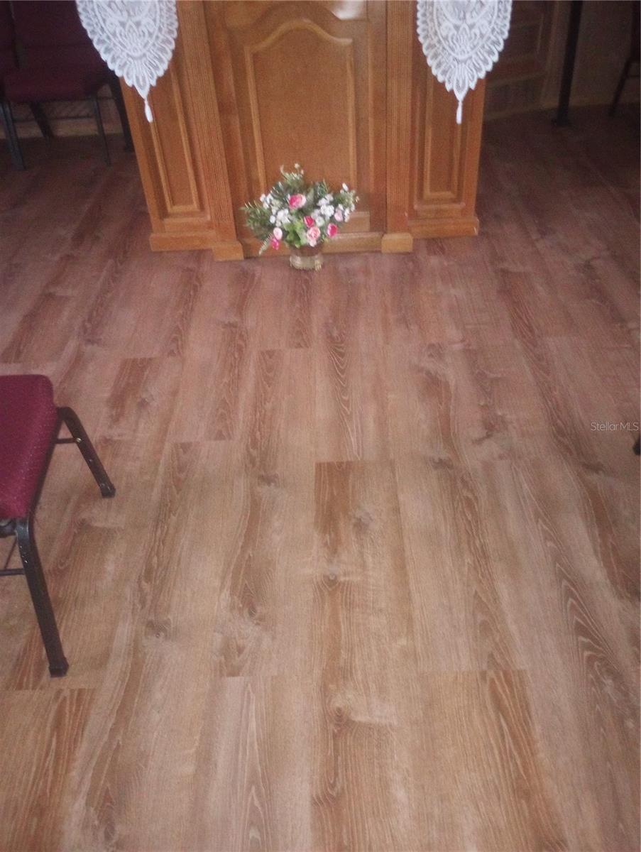 2006 Smith St Property Photo 24