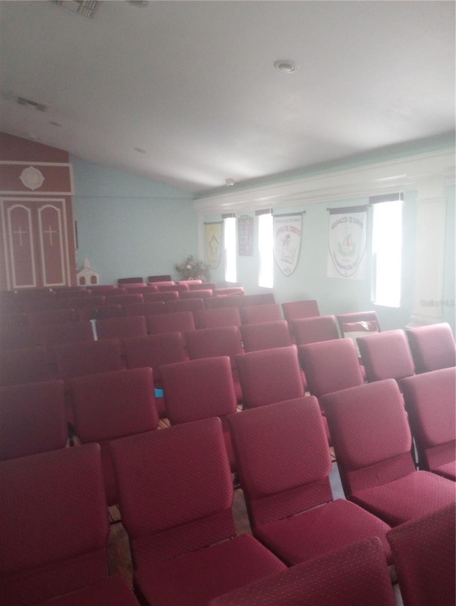 2006 Smith St Property Photo 29