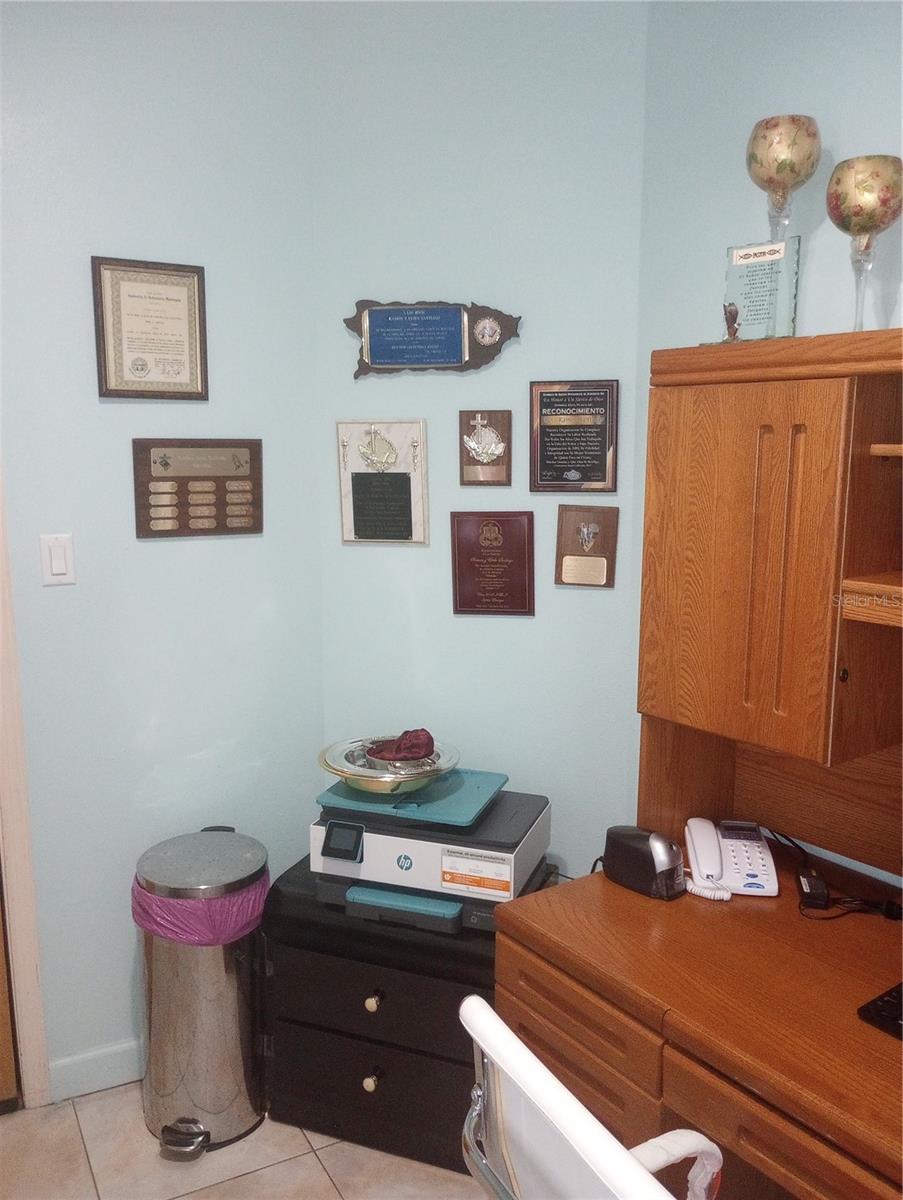 2006 Smith St Property Photo 31