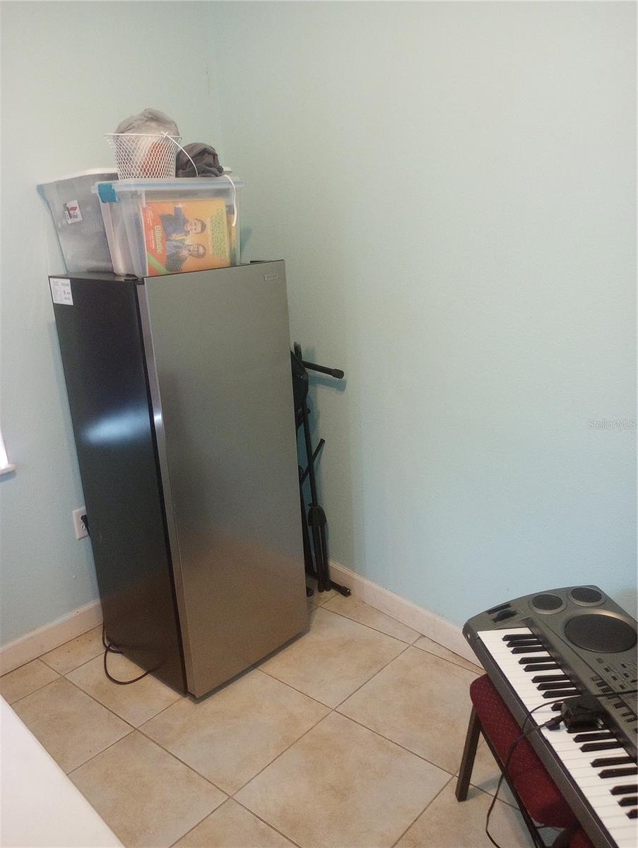 2006 Smith St Property Photo 47