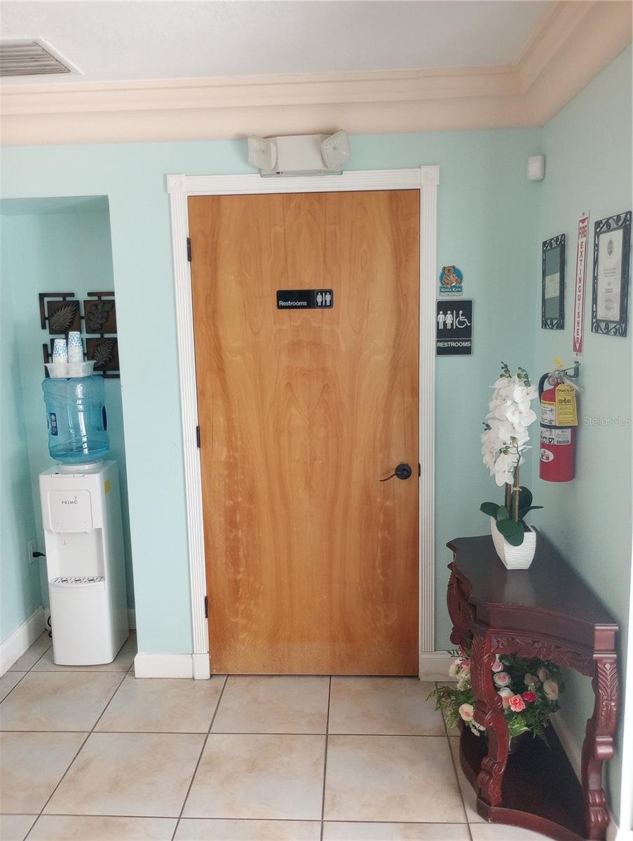 2006 Smith St Property Photo 54