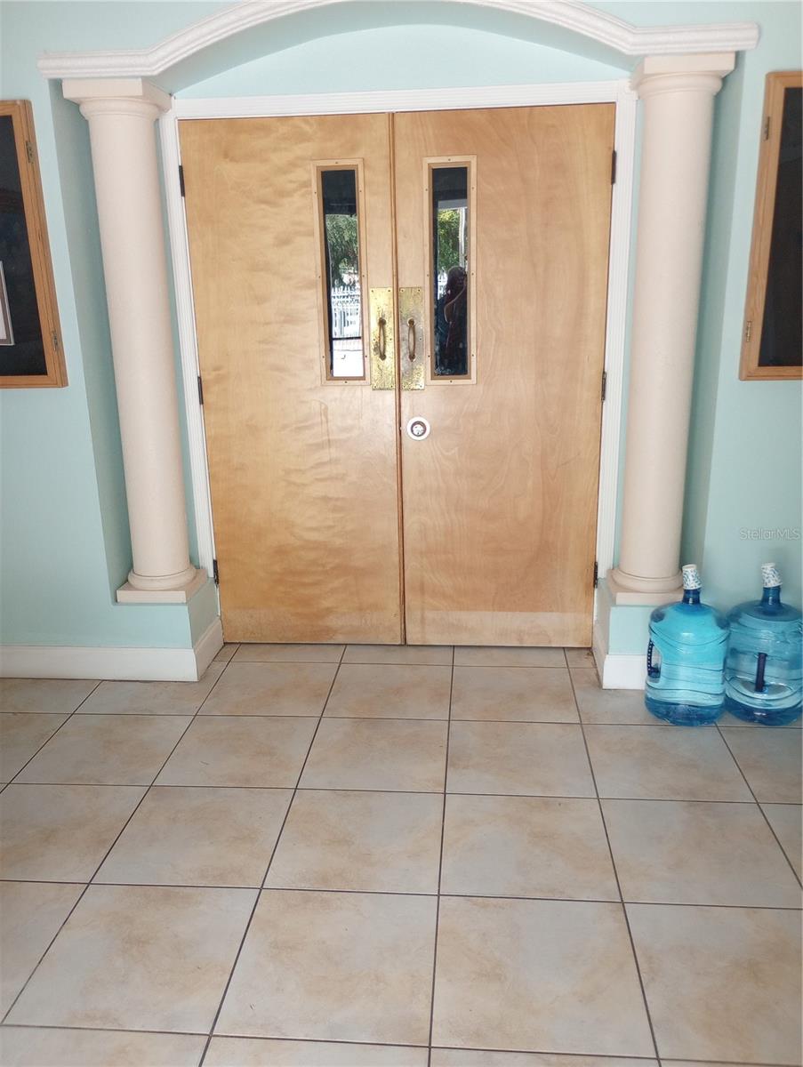 2006 Smith St Property Photo 56