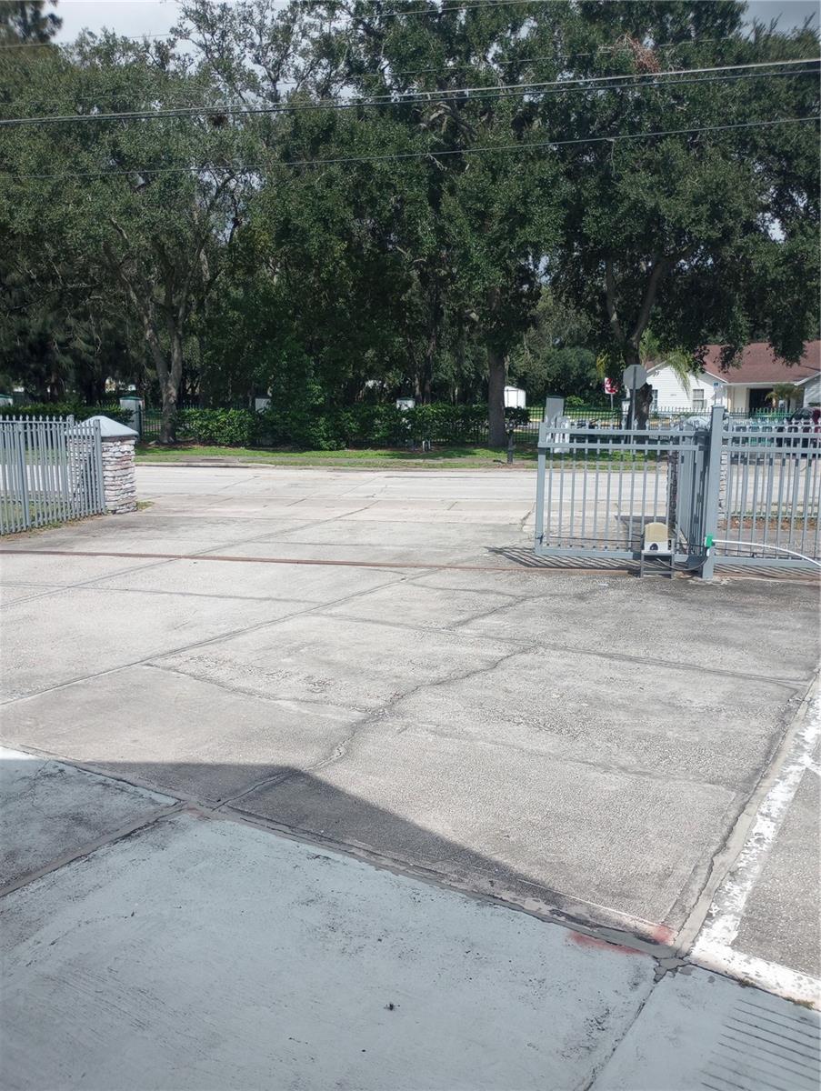 2006 Smith St Property Photo 59