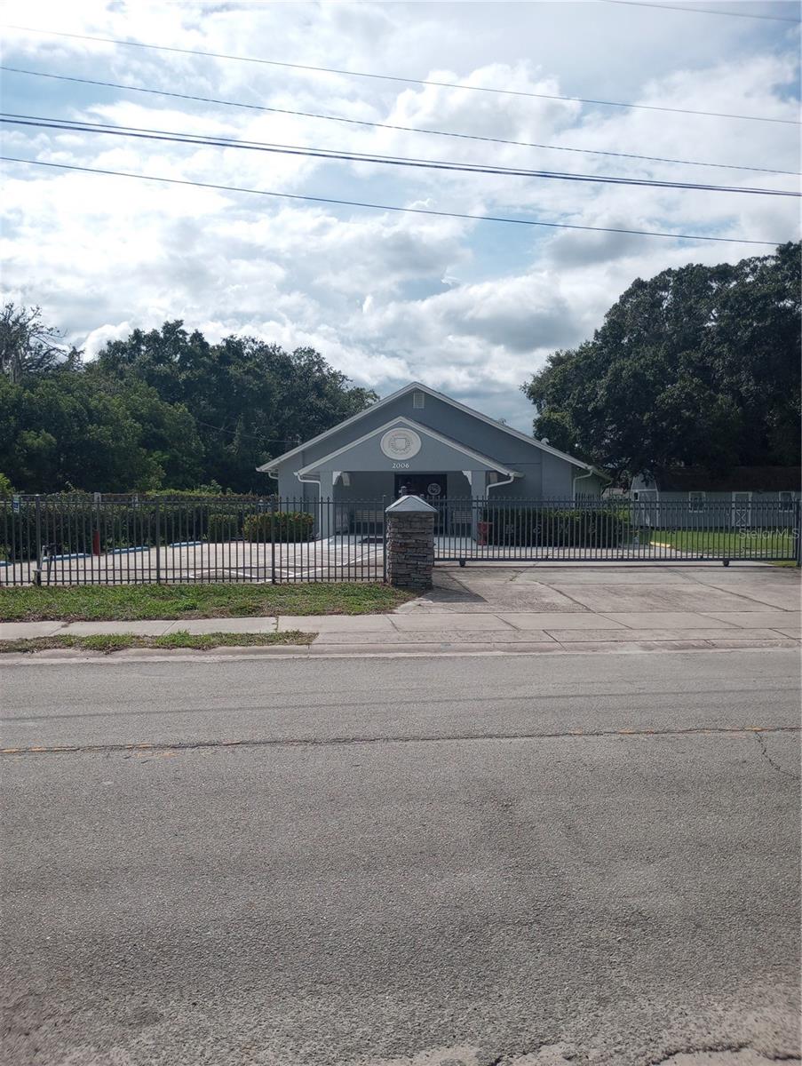 2006 Smith St Property Photo 70