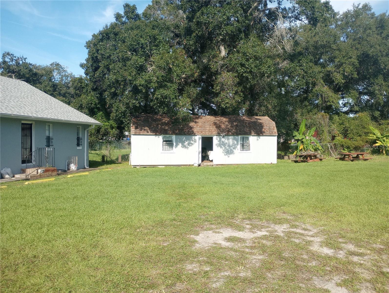 2006 Smith St Property Photo 77