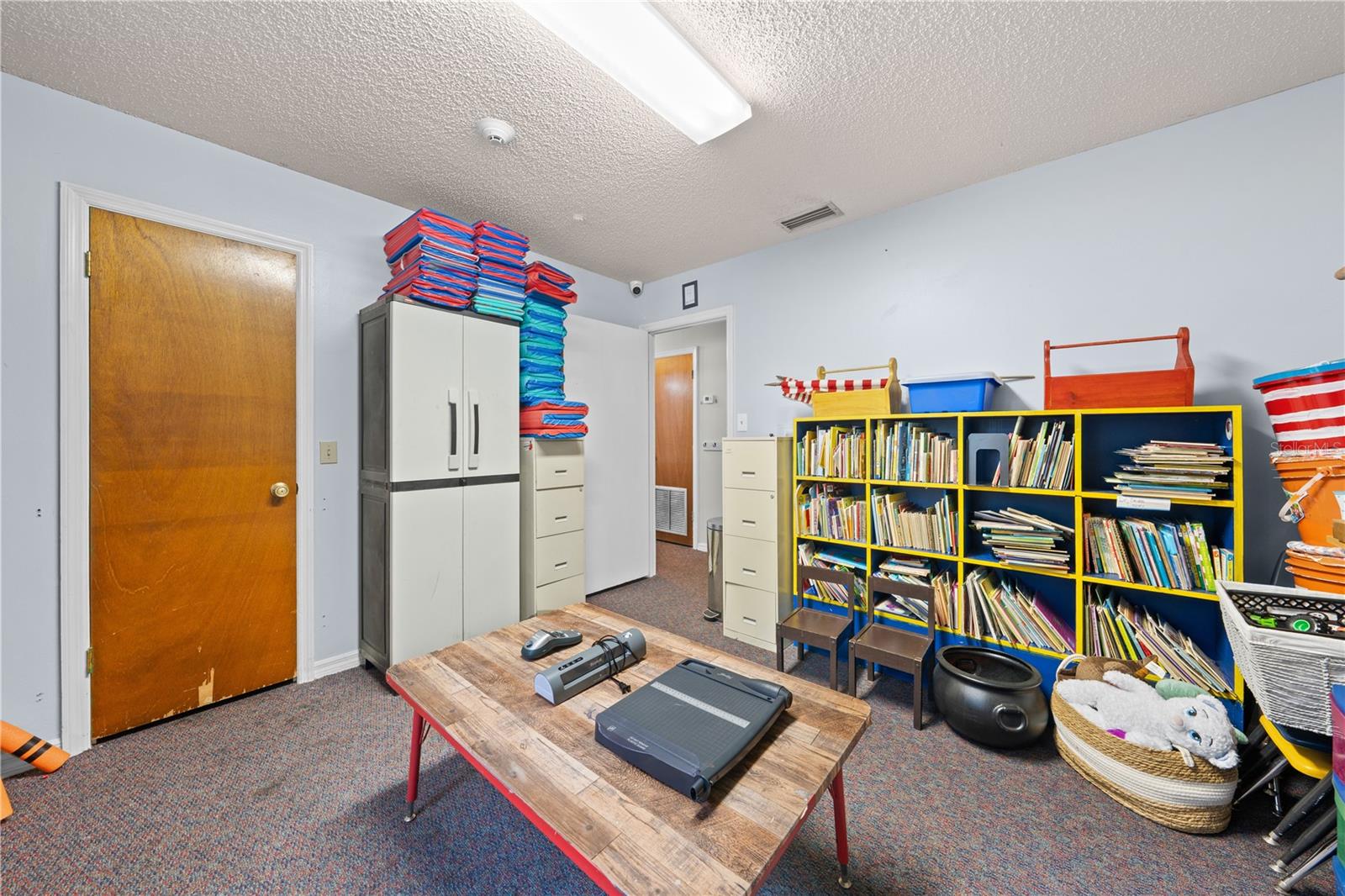 102 S Highland St Property Photo 32