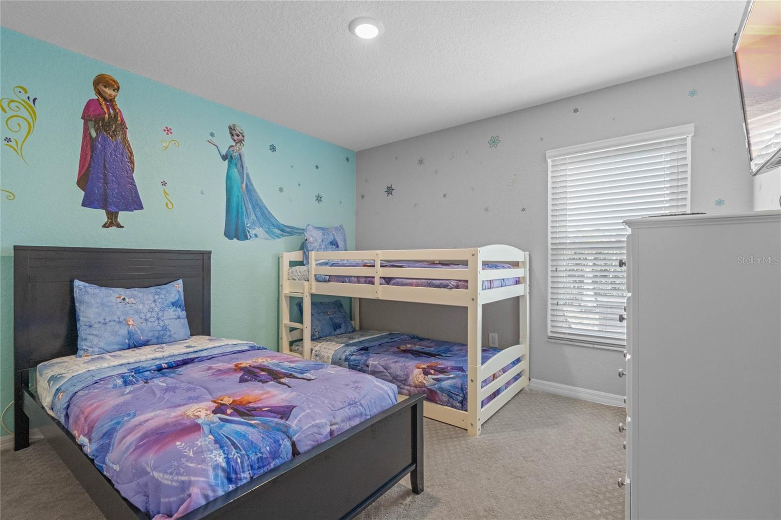 300 Kings Way Property Photo 20