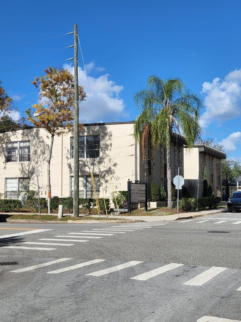 20 S Rose Ave Property Photo 2