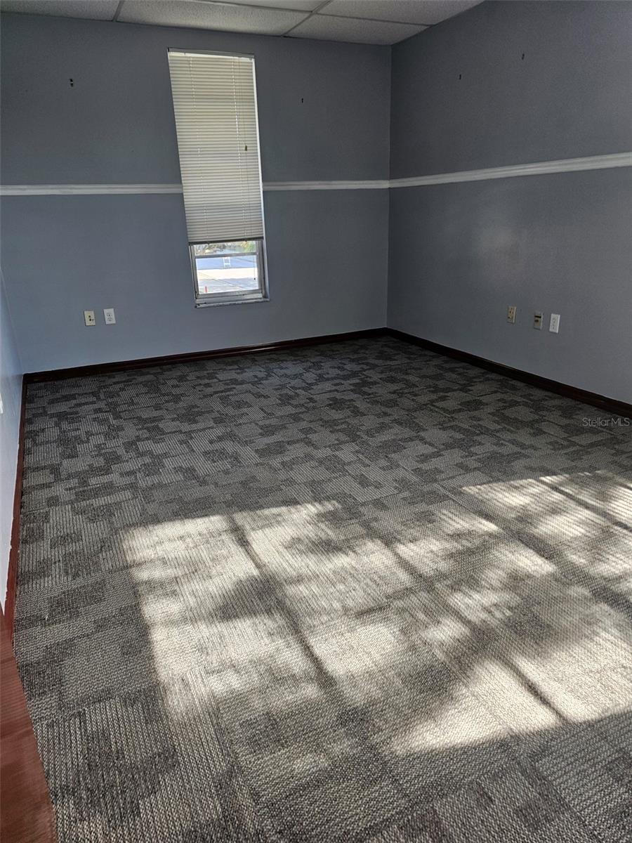 20 S Rose Ave Property Photo 16