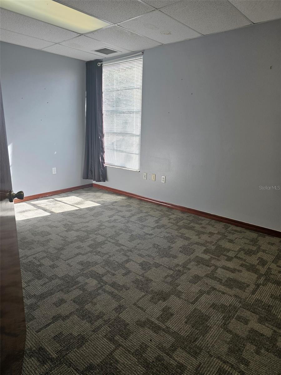 20 S Rose Ave Property Photo 17