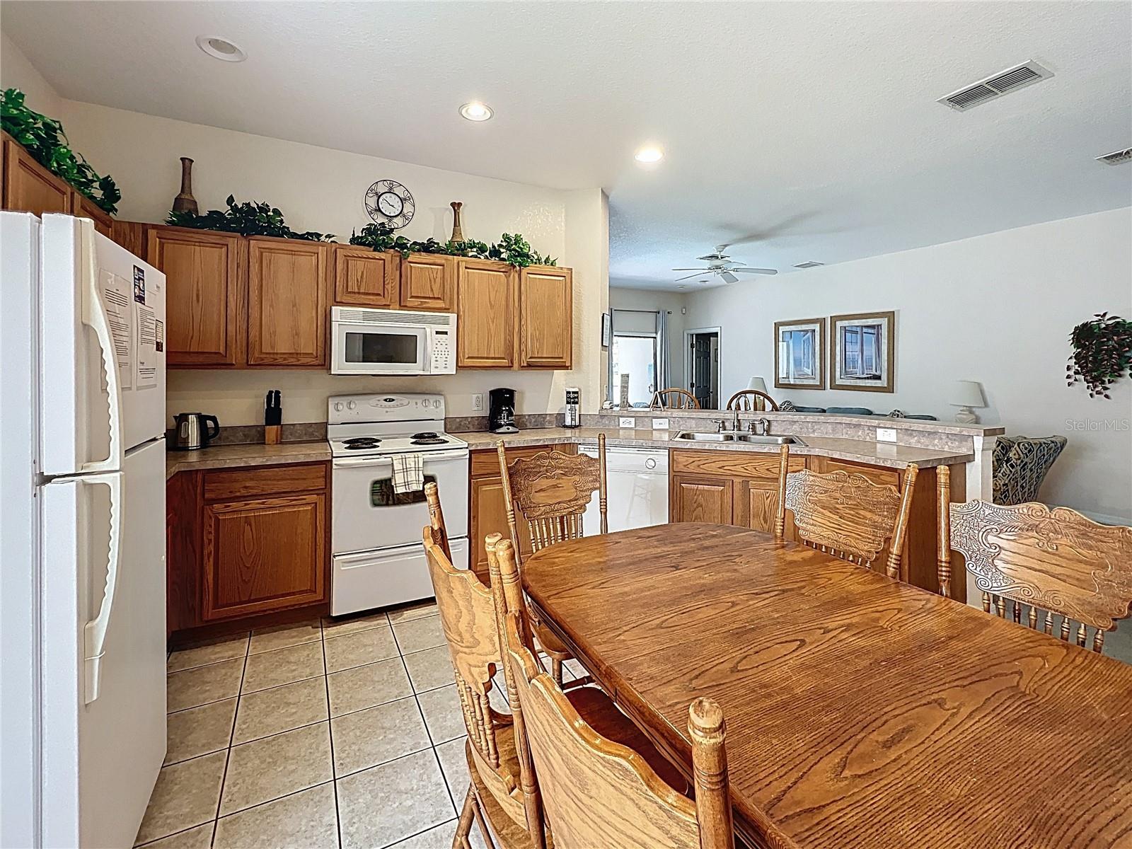 102 Sandy Point Way Property Photo 8