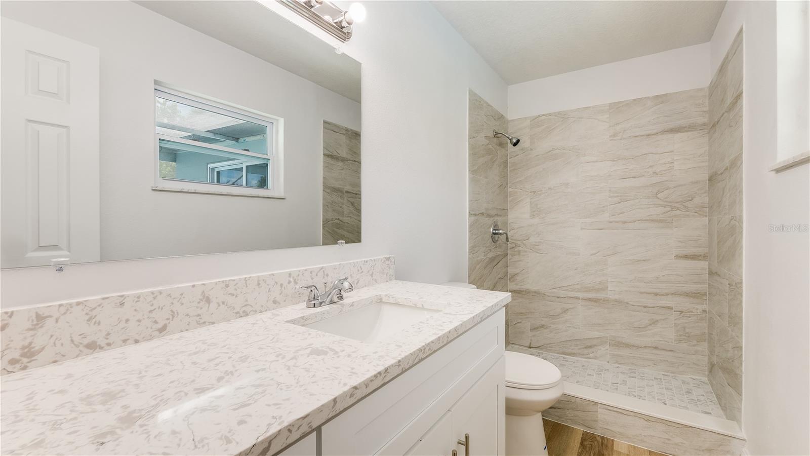 4294 Nimons St Property Photo 11