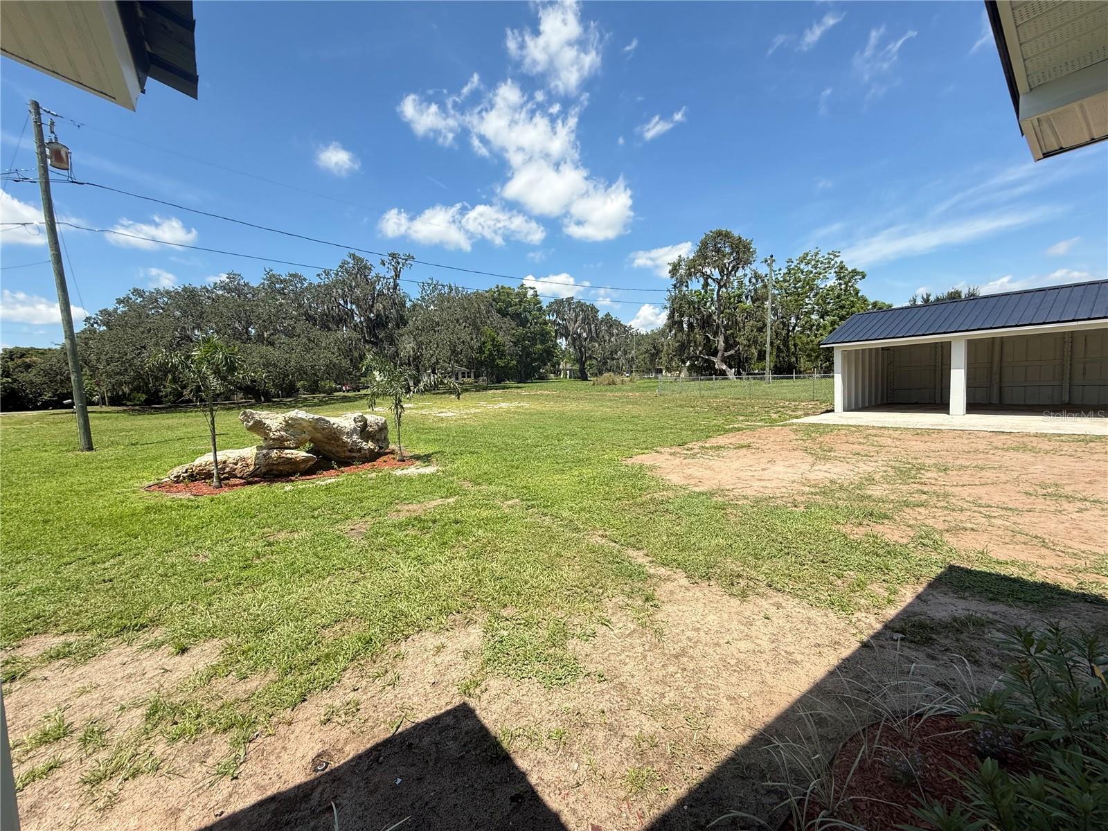 426 Becton St Property Photo 7