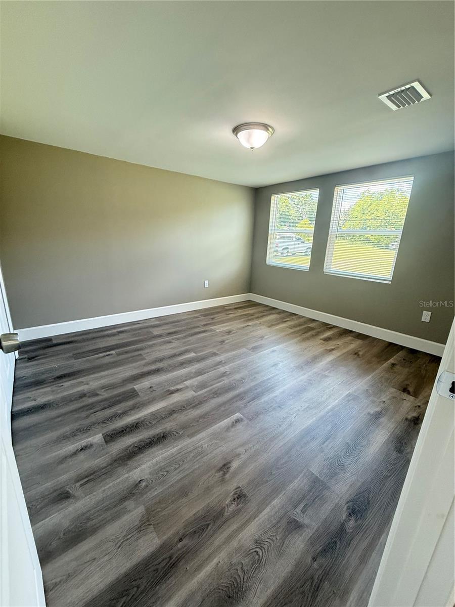 426 Becton St Property Photo 15