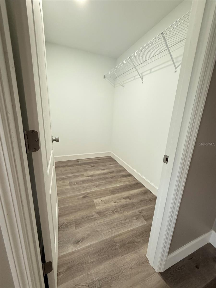 426 Becton St Property Photo 23