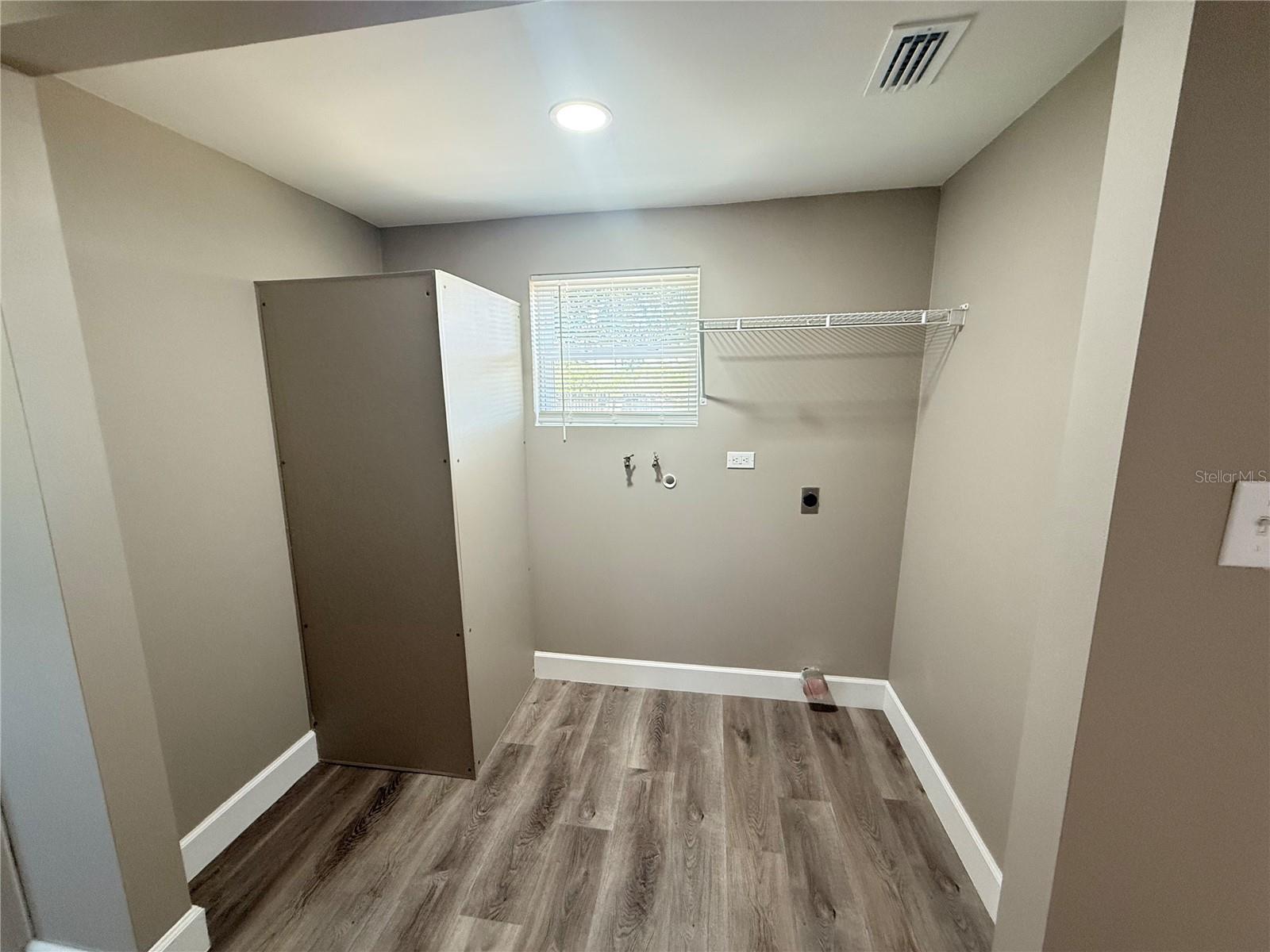 426 Becton St Property Photo 28