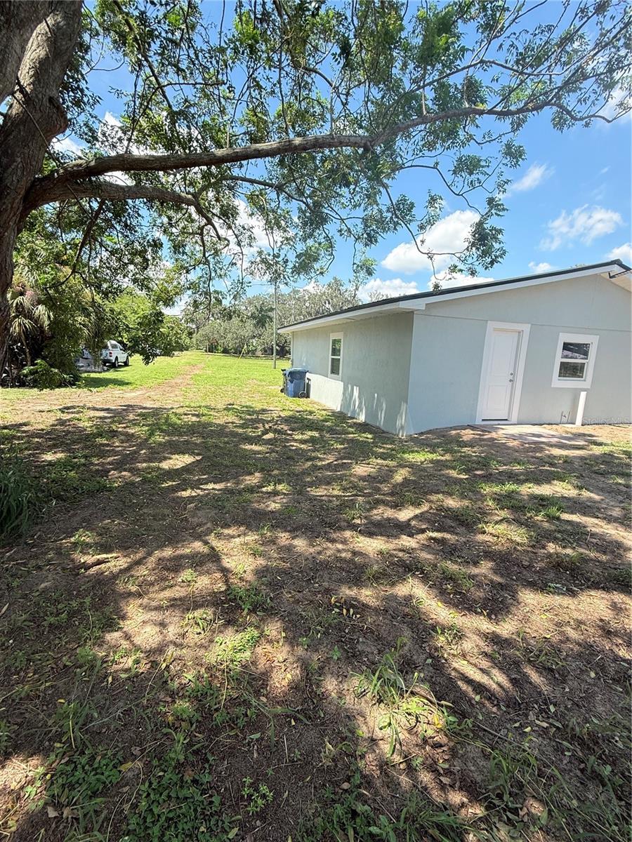 426 Becton St Property Photo 34
