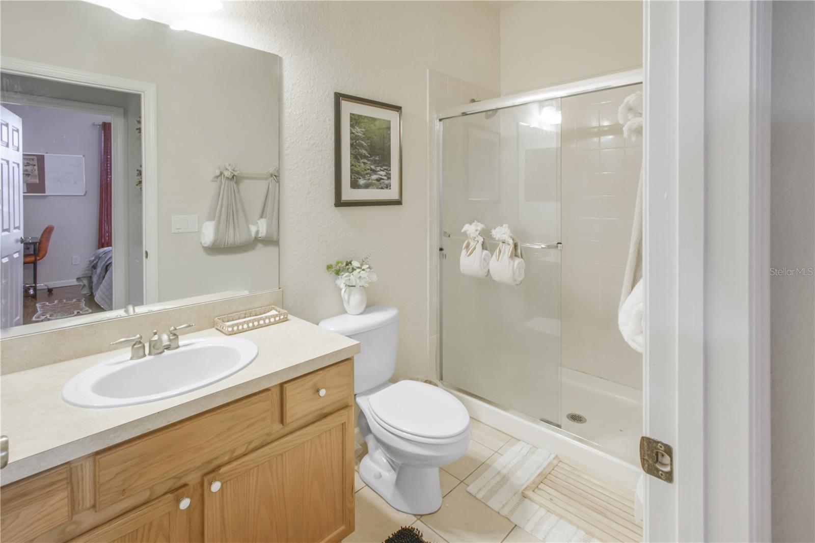 4988 Bond St W Property Photo 13