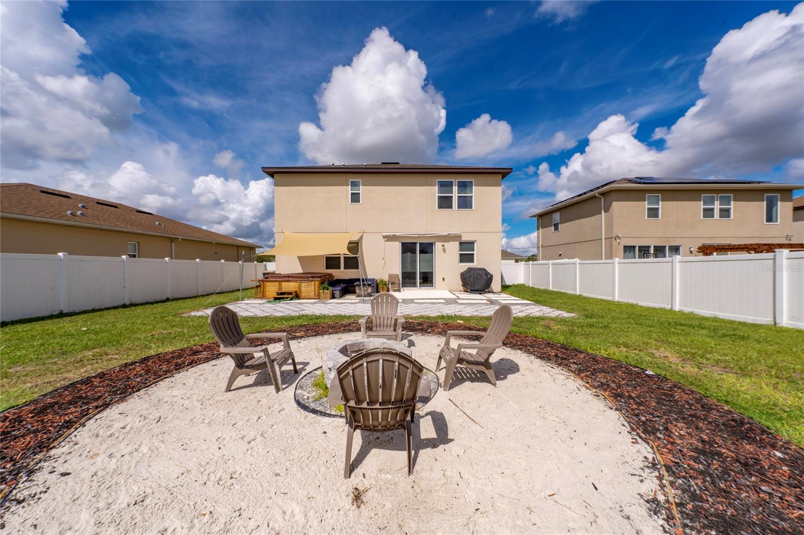 1663 Gentle Breeze Dr Property Photo 8