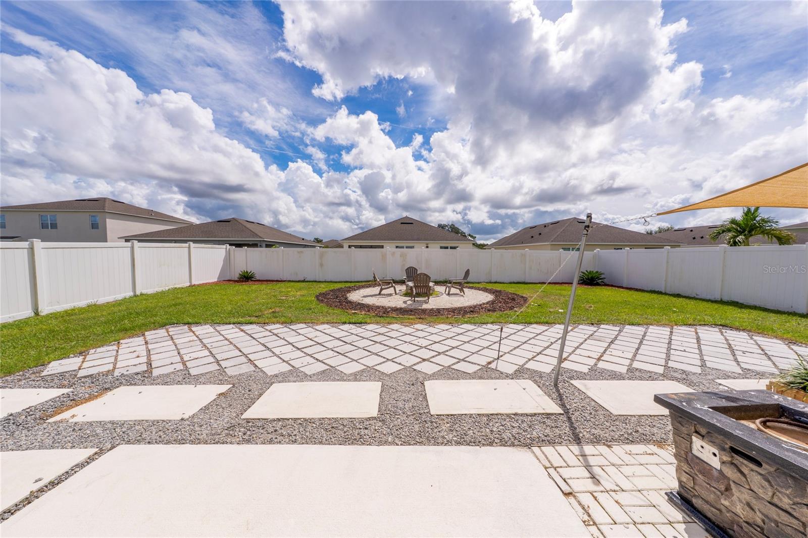 1663 Gentle Breeze Dr Property Photo 11