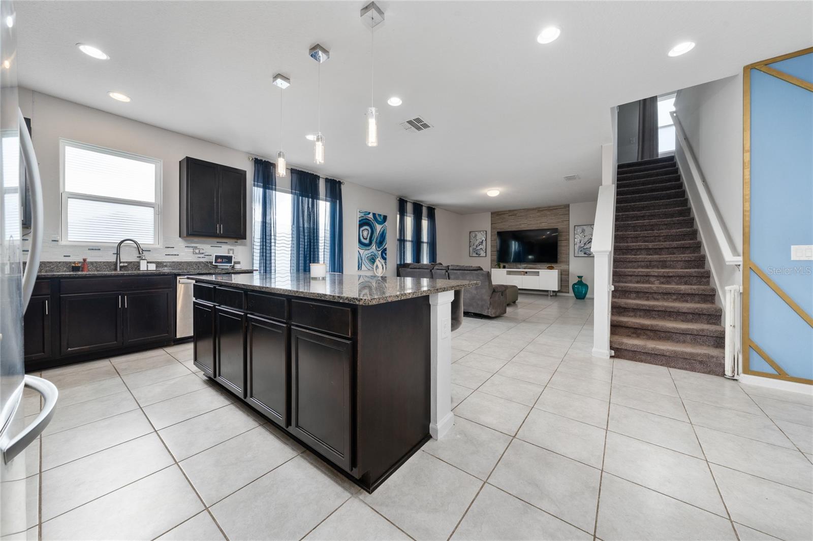 1663 Gentle Breeze Dr Property Photo 15
