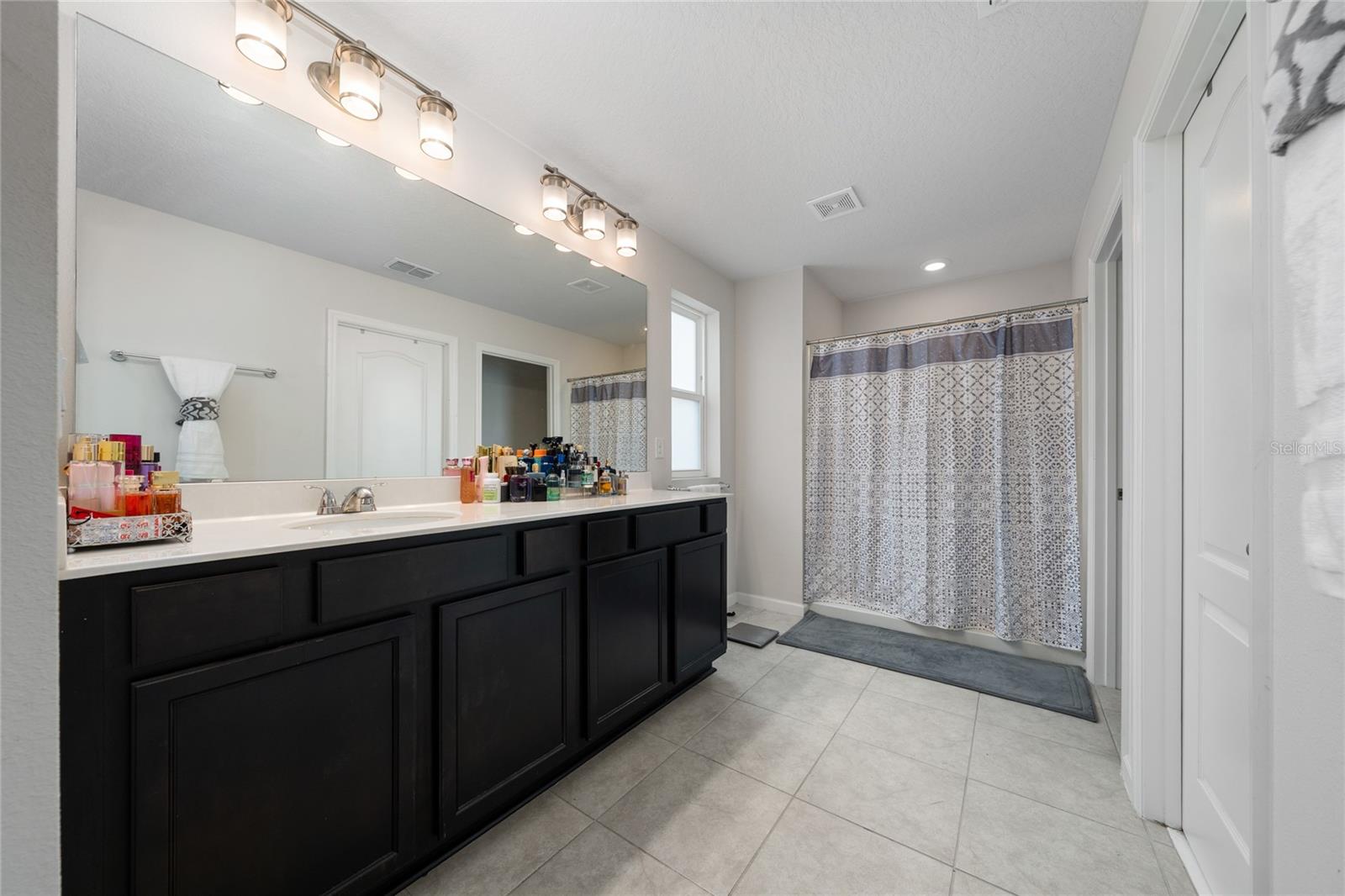 1663 Gentle Breeze Dr Property Photo 30