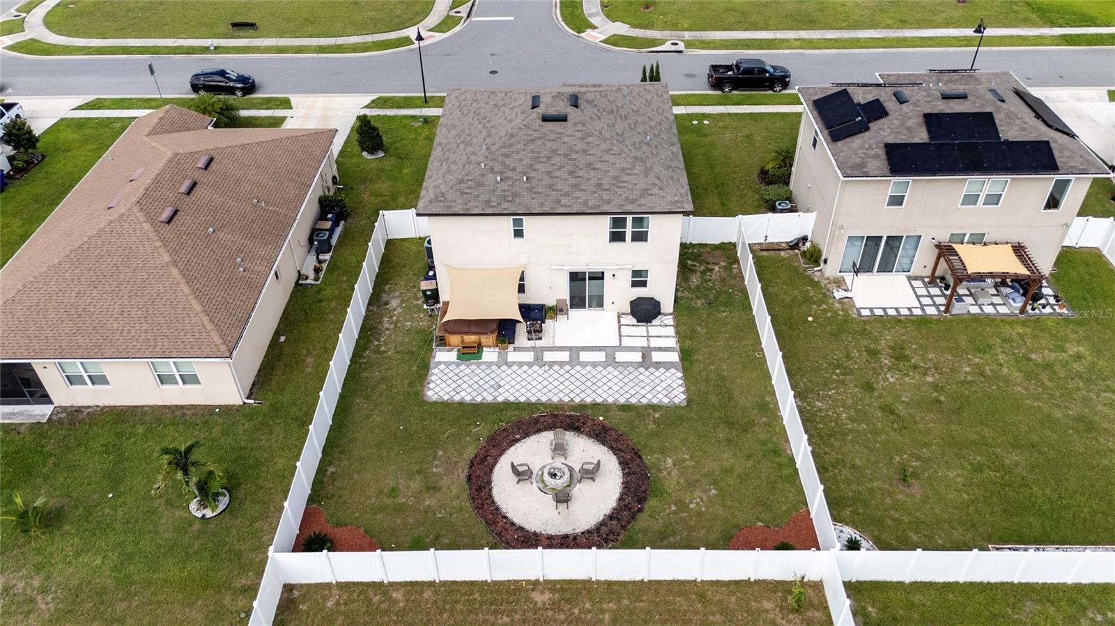 1663 Gentle Breeze Dr Property Photo 45
