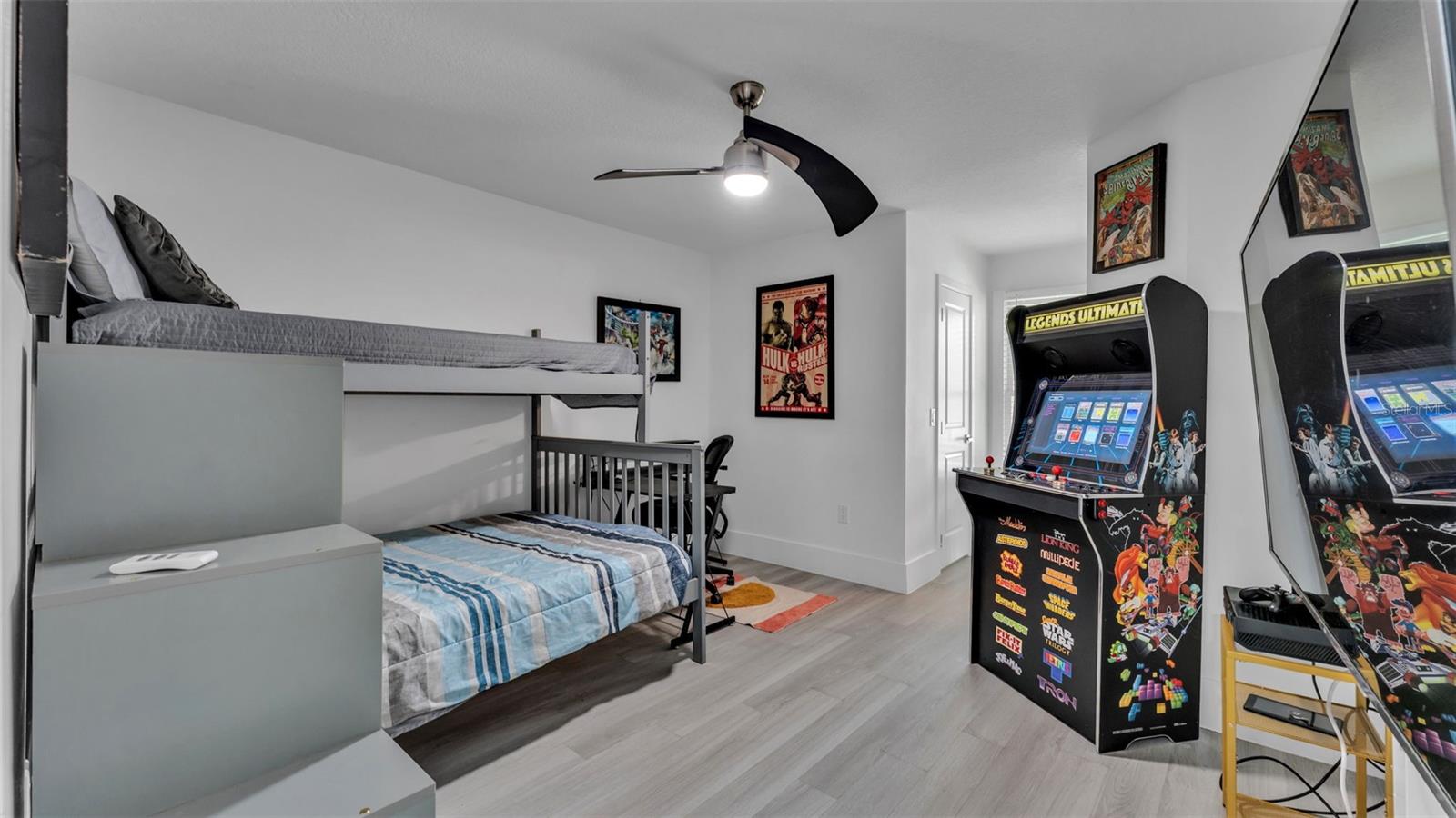 1632 Regal Cove Ct Property Photo 42