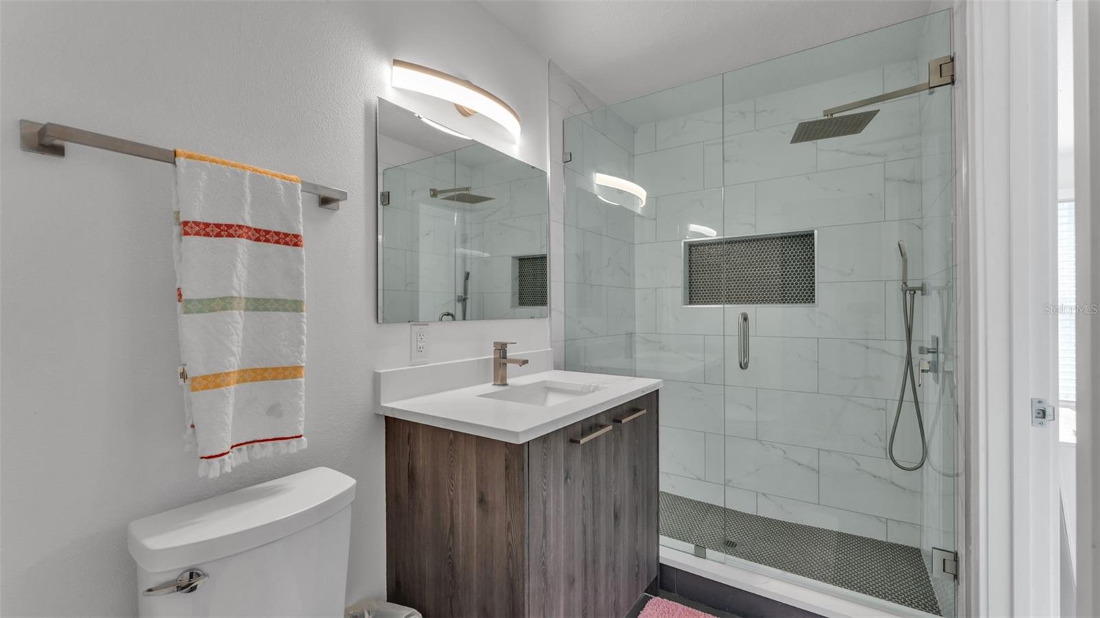 1632 Regal Cove Ct Property Photo 45