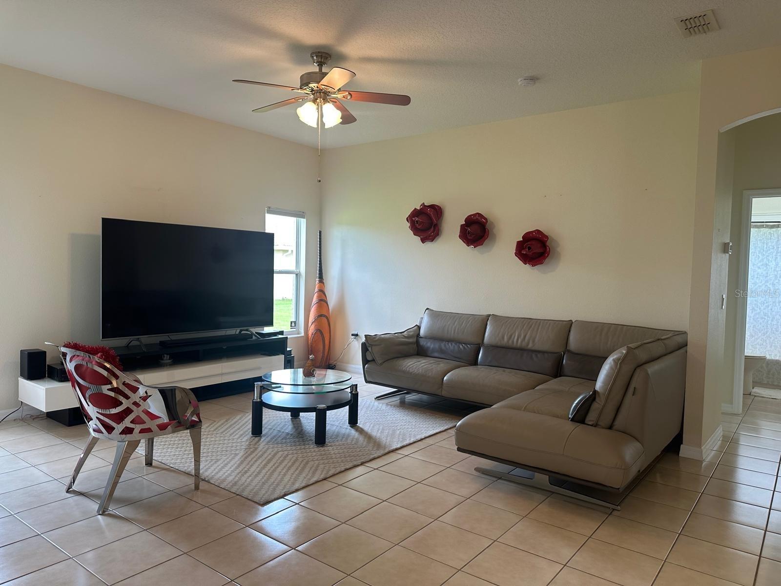 4002 Bougainvillea Pl Property Photo 13