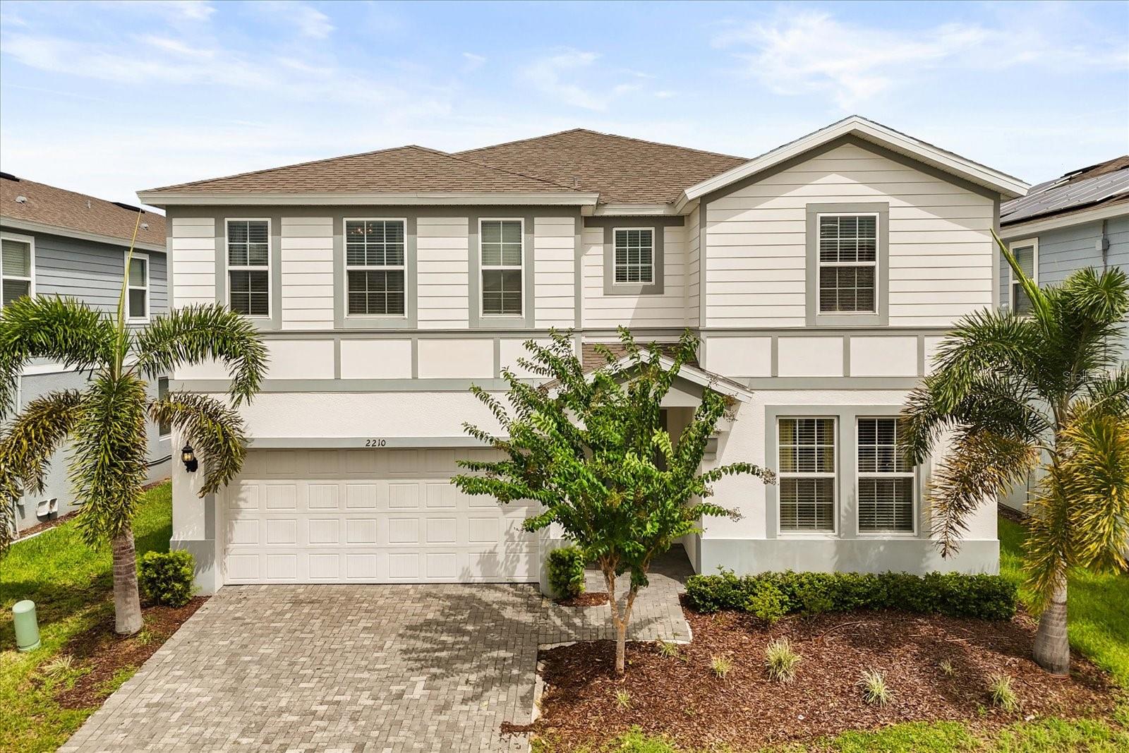 2210 LELANI CIR